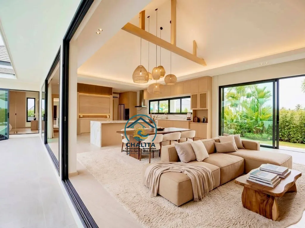 036_Luxury Villas_003.webp