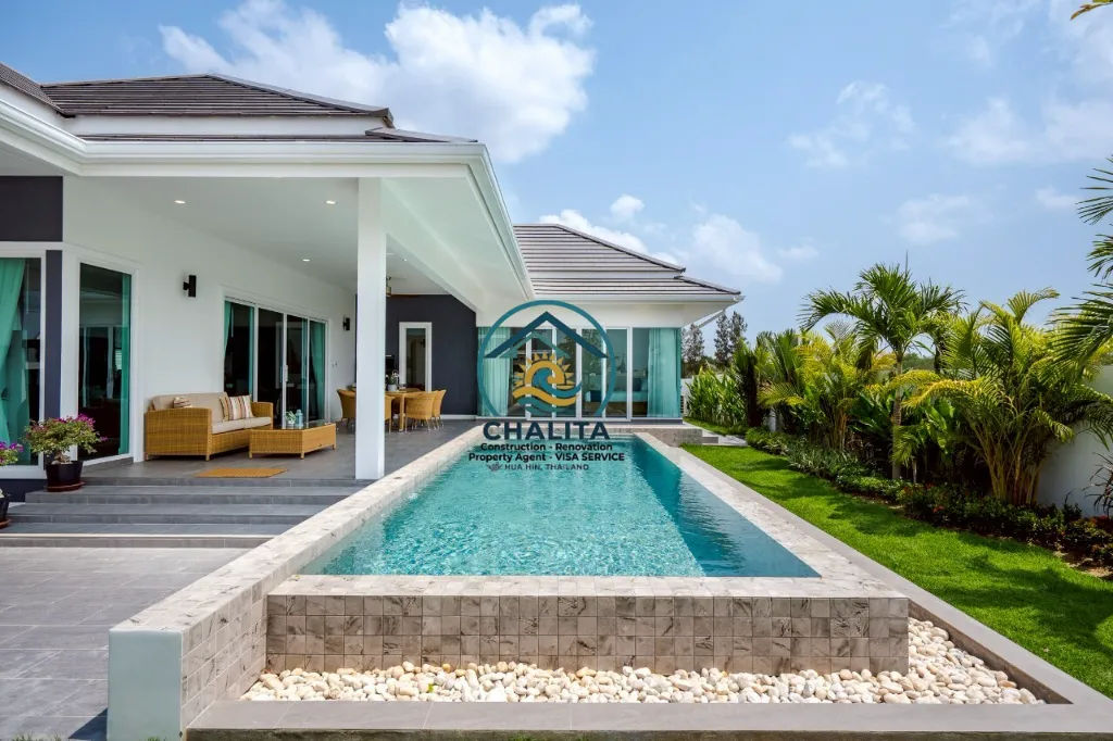 090 Luxurious villa_16.webp