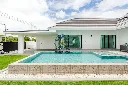 090 Luxurious villa_21.webp