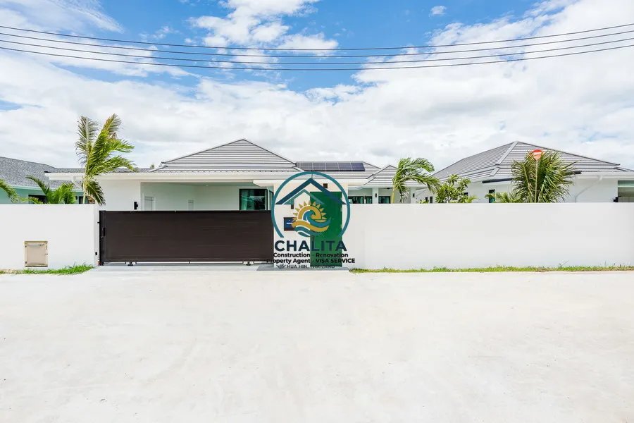 090 Luxurious villa_25.webp