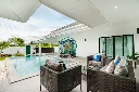 090 Luxurious villa_34.webp