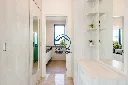 090 Luxurious villa_35.webp
