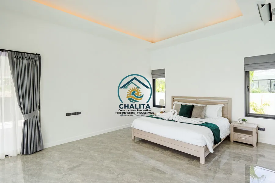090 Luxurious villa_39.webp