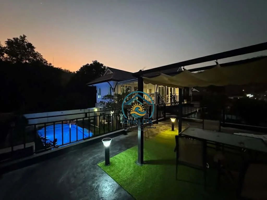 045_House with private swimming pool_009.webp