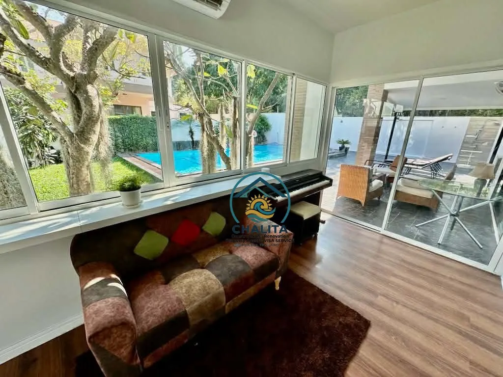 045_House with private swimming pool_018.webp