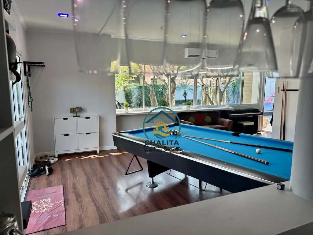 045_House with private swimming pool_023.webp