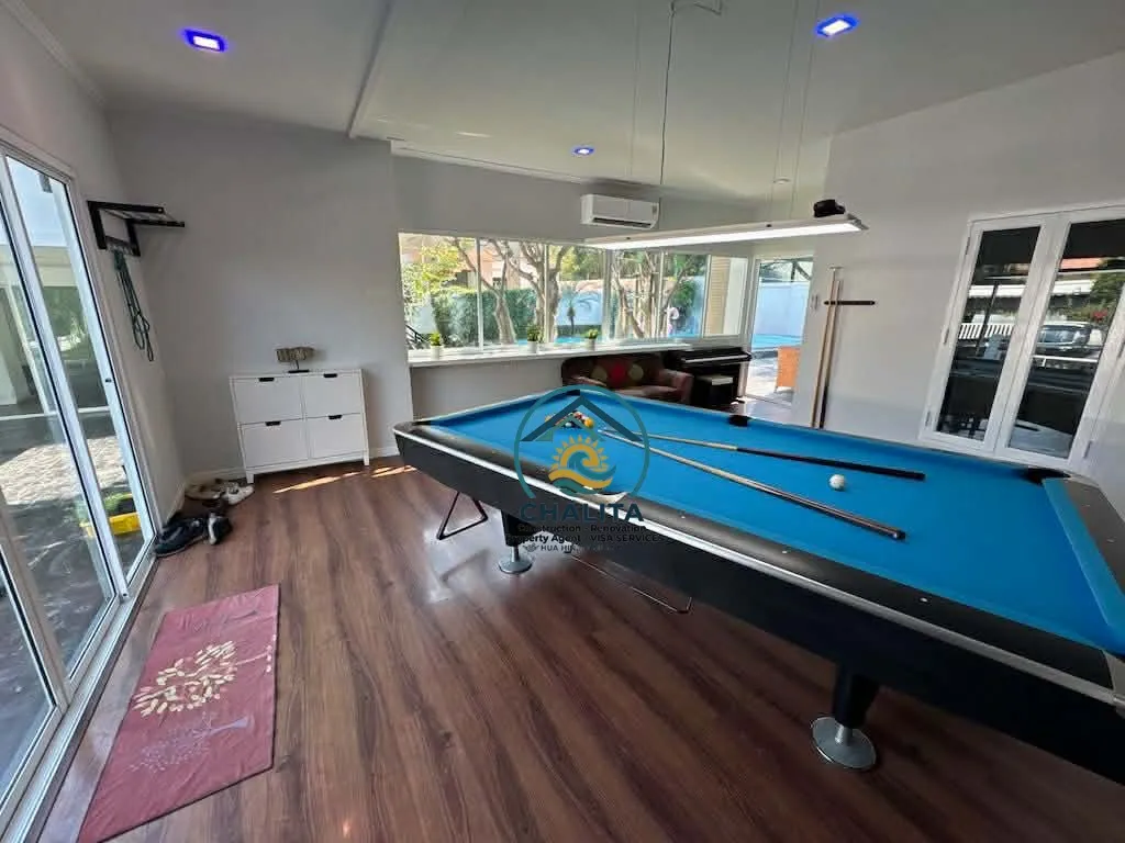 045_House with private swimming pool_024.webp