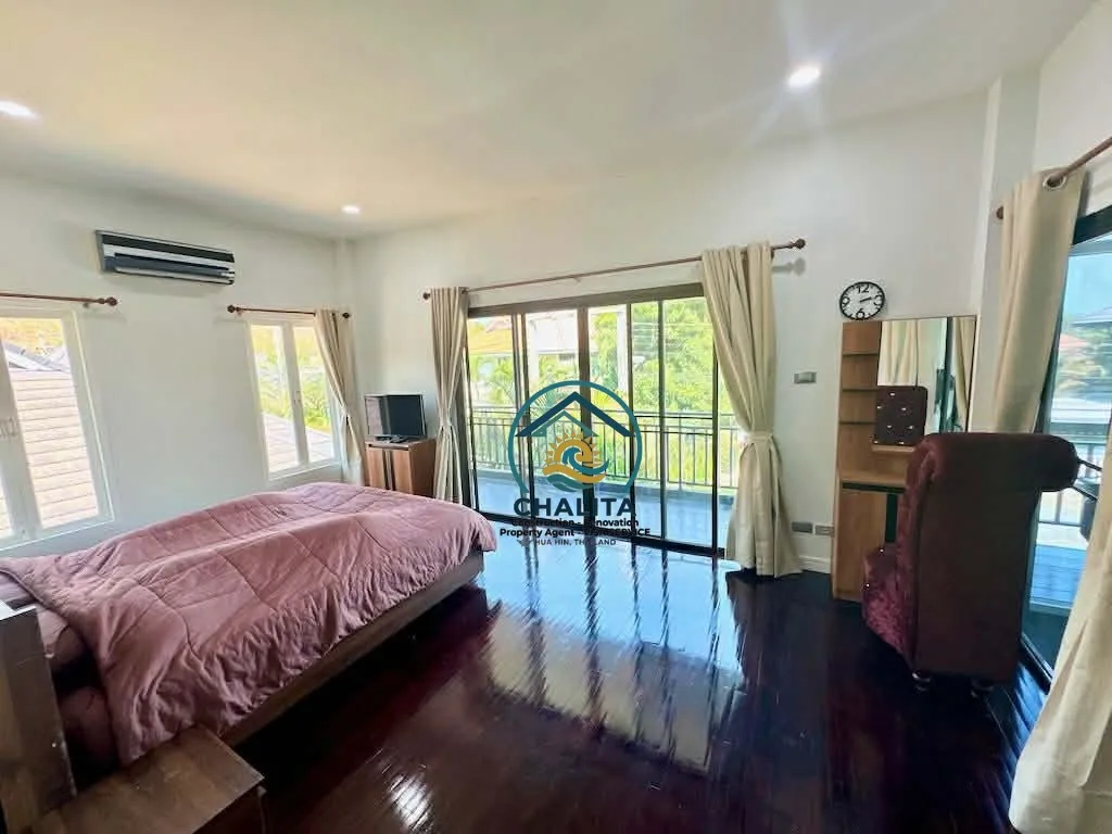 045_House with private swimming pool_044.webp