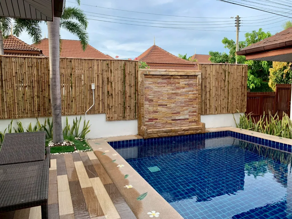 073_Prime Location villa_02.webp