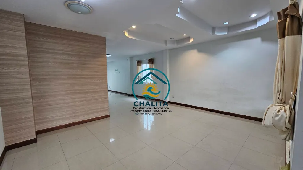 029 Resale House for sale 05.webp