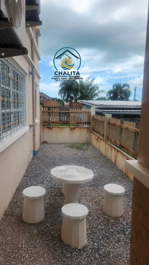 030 Resale two stories house 05.webp