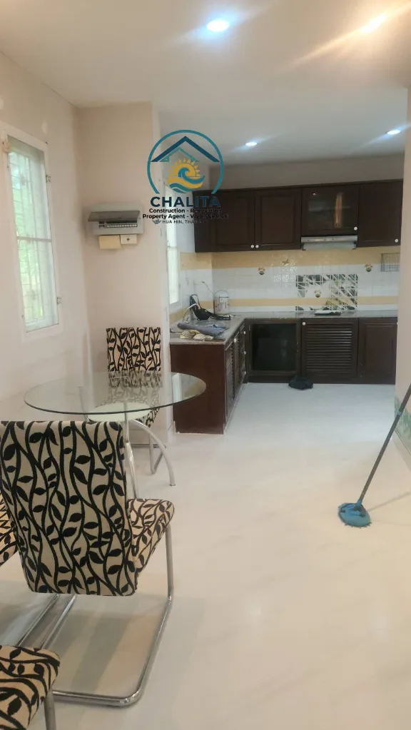 030 Resale two stories house 16.webp