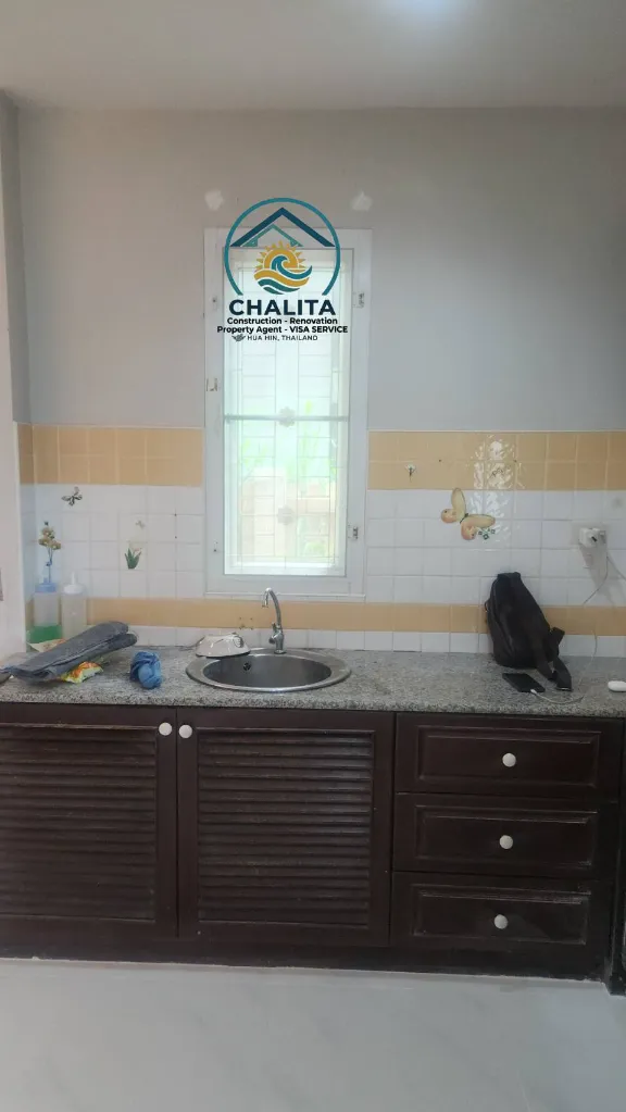 030 Resale two stories house 19.webp