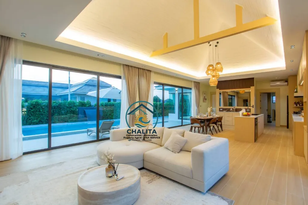 036_Luxury Villas_021.webp