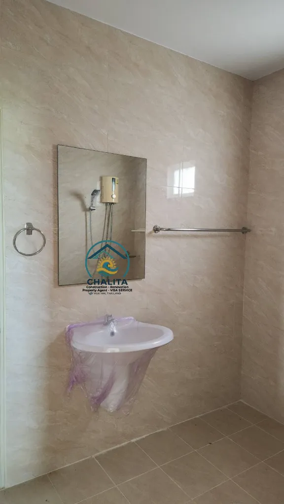 033_Resale house 13.webp