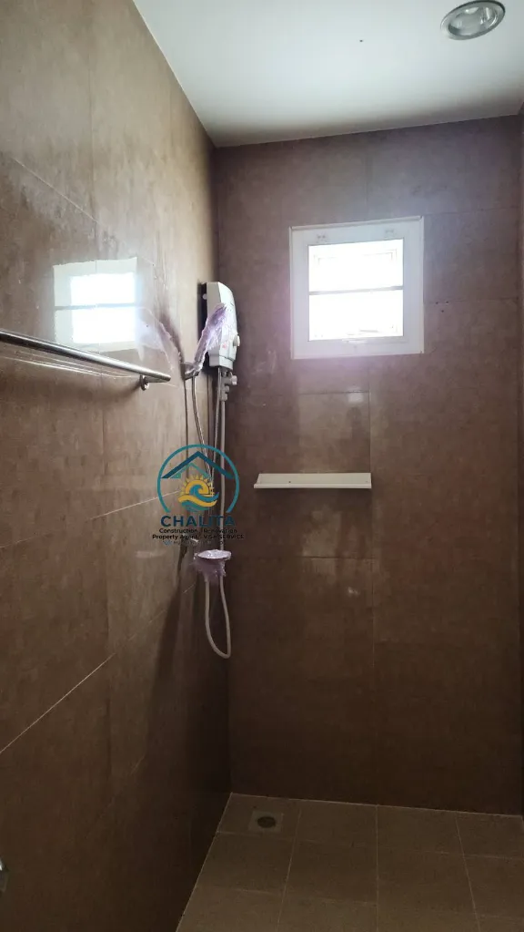 033_Resale house 16.webp