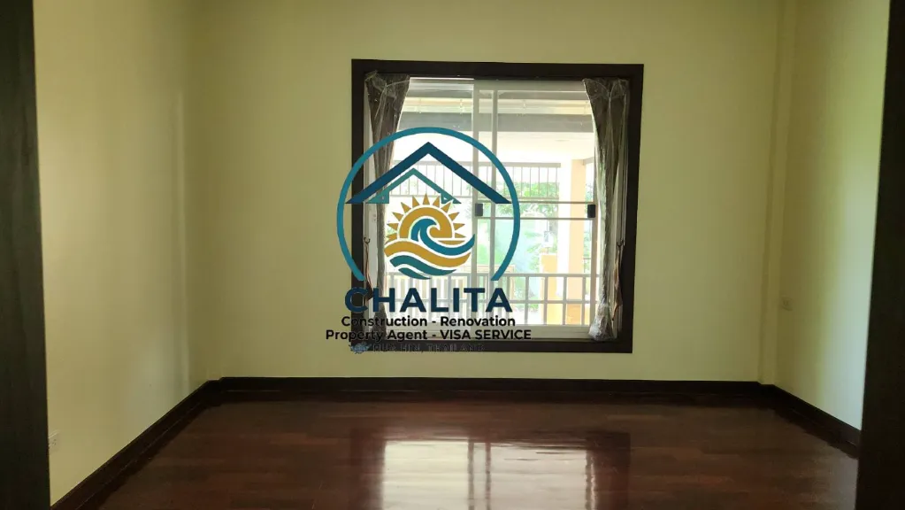 034 Resale House 19.webp