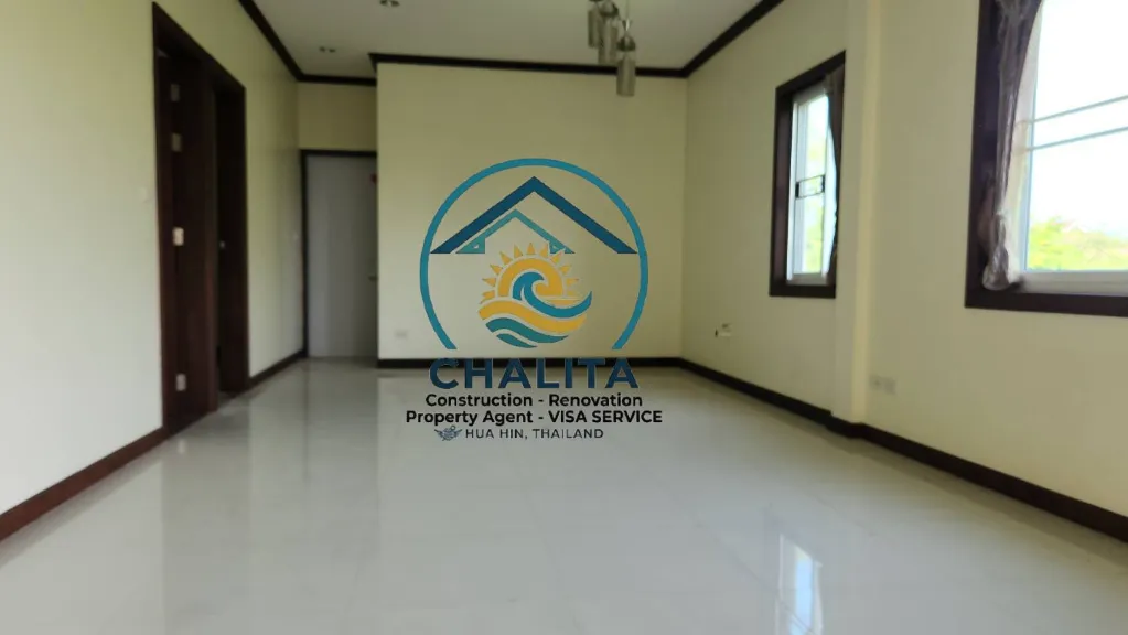 034 Resale House 14.webp
