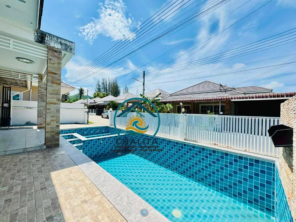 047 Resale Pool villa 03.webp