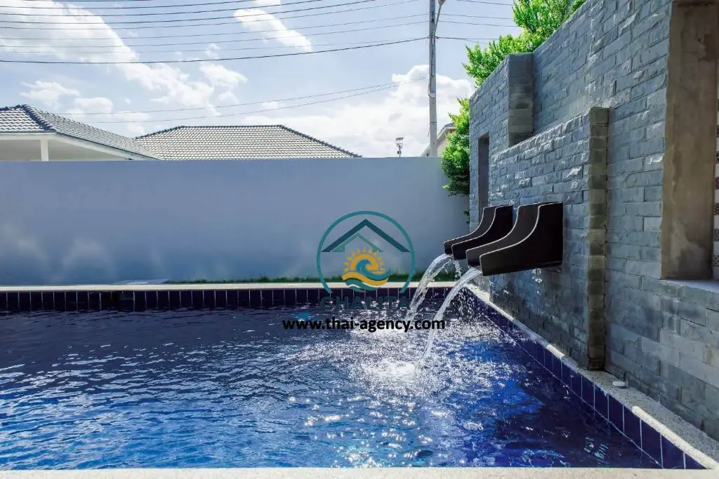 051 Fully Furnished Pool Villa-04.webp