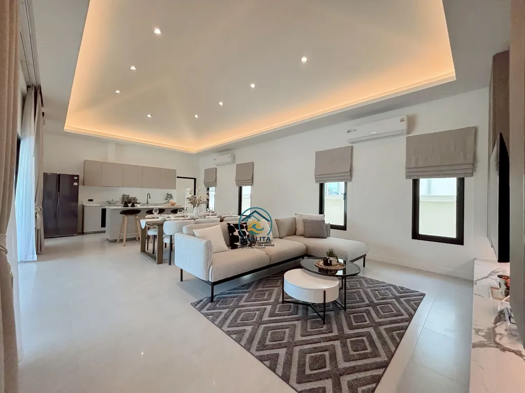 075_NEW Luxury Homes_03.webp