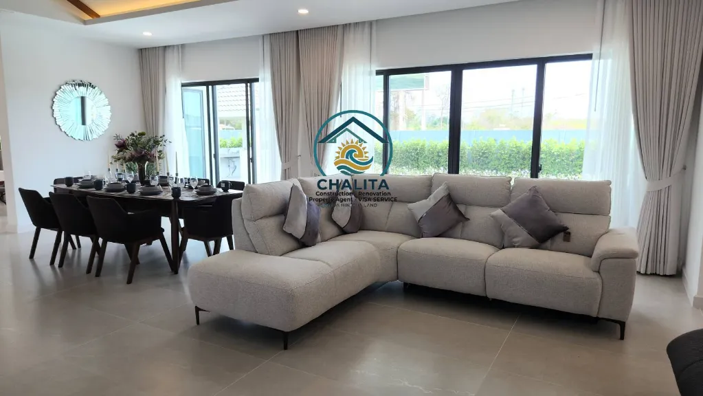 092_PB33 NEW Luxury villa_07.webp