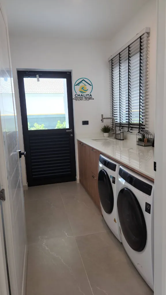 092_PB33 NEW Luxury villa_12.webp