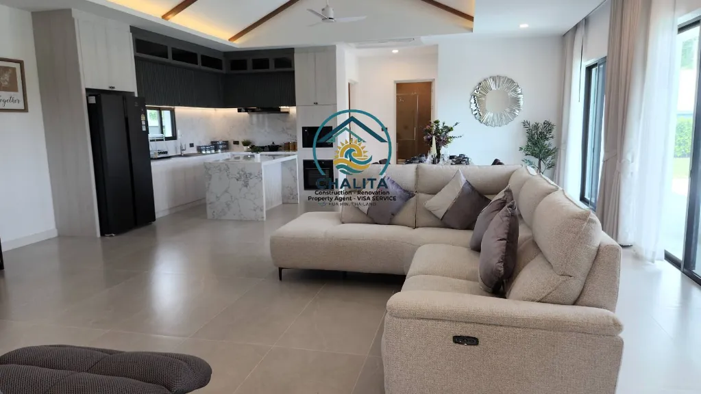 092_PB33 NEW Luxury villa_19.webp