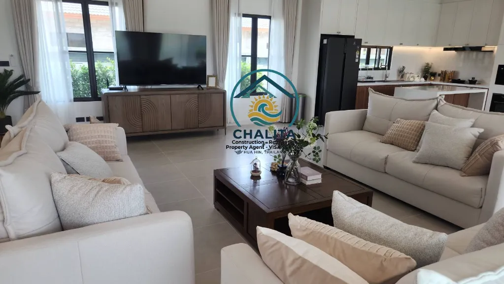 092_PC32 NEW Luxury villa_13.webp