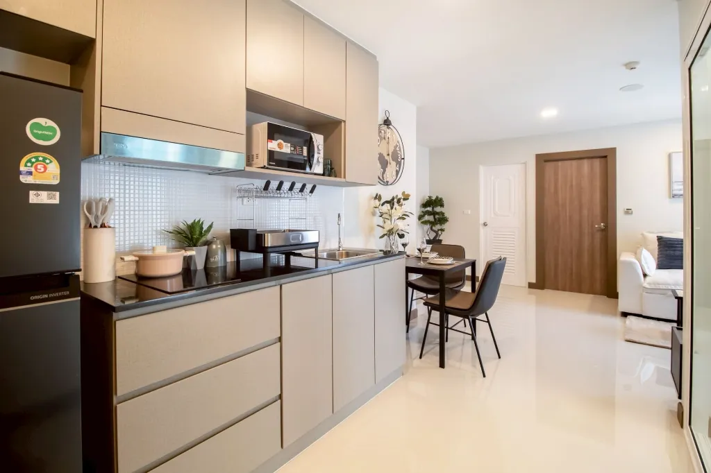 096_078_Your Dream Condo_13.webp