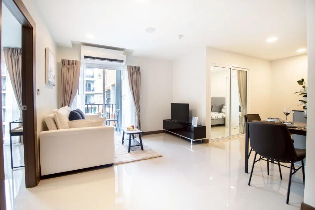 096_078_Your Dream Condo_12.webp