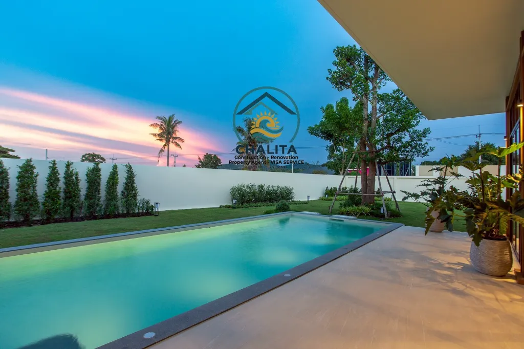 055_New Exclusive Pool Villas Modern Tropical_06.webp
