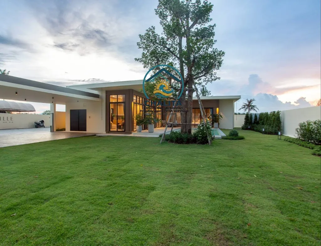 055_New Exclusive Pool Villas Modern Tropical_04.webp