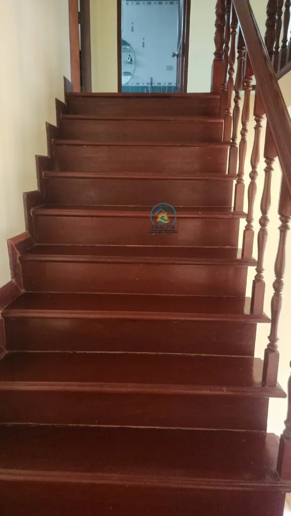 024_Two story house_020.webp